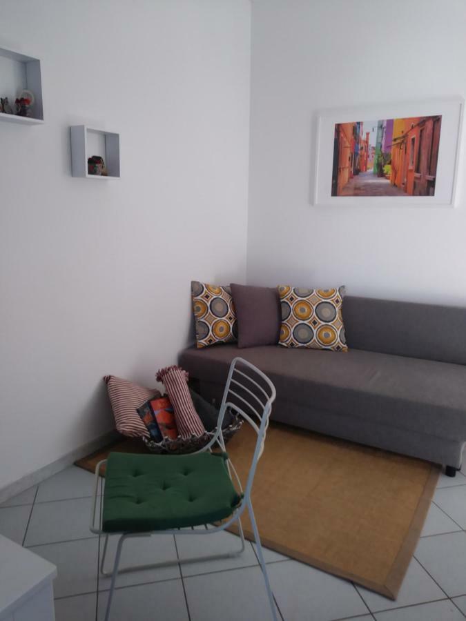 Angy House Appartement Iolanda di Savoia Buitenkant foto