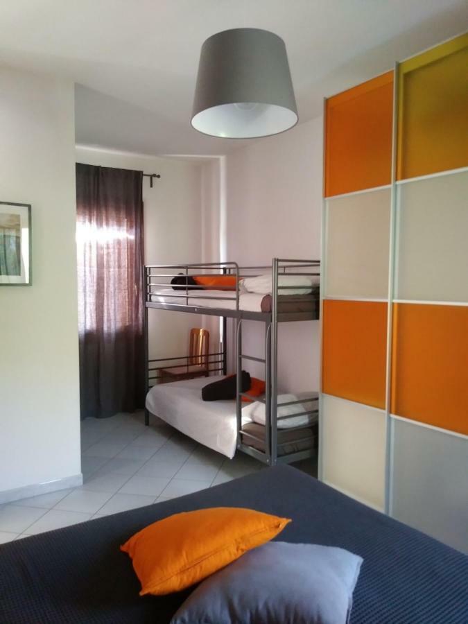 Angy House Appartement Iolanda di Savoia Buitenkant foto
